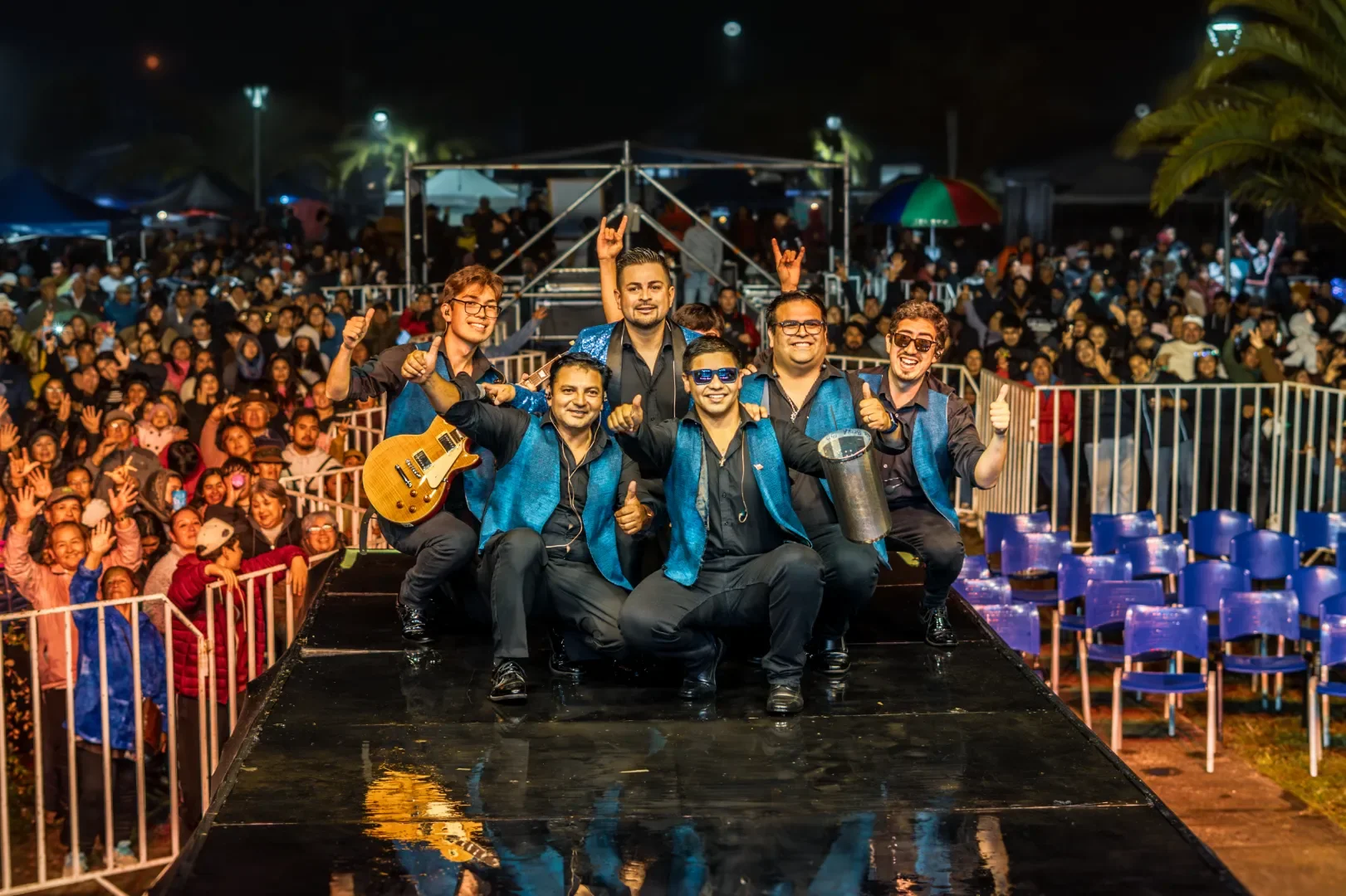 Banda Bruna Presentación en Vivo 7